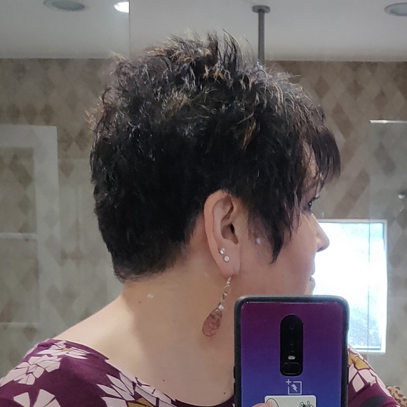 Meet your Posher, Lori - Picture 4 of 16